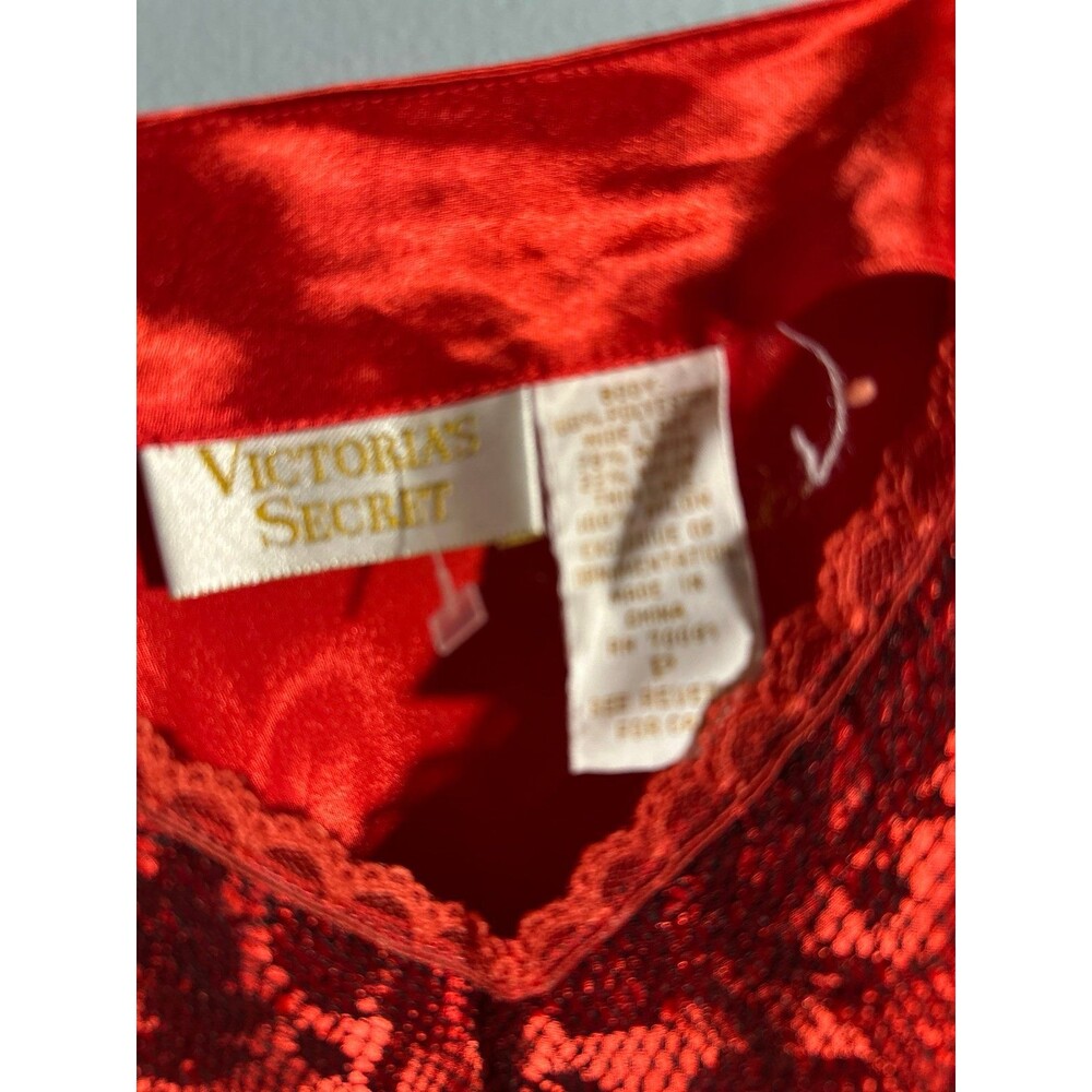 Vintage Victoria’s Secret Red Lace Camisole - Picture 2 of 3